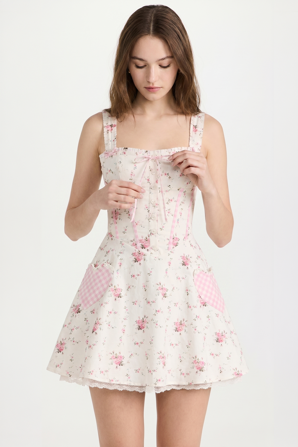 Liebes kurzes Kleid
