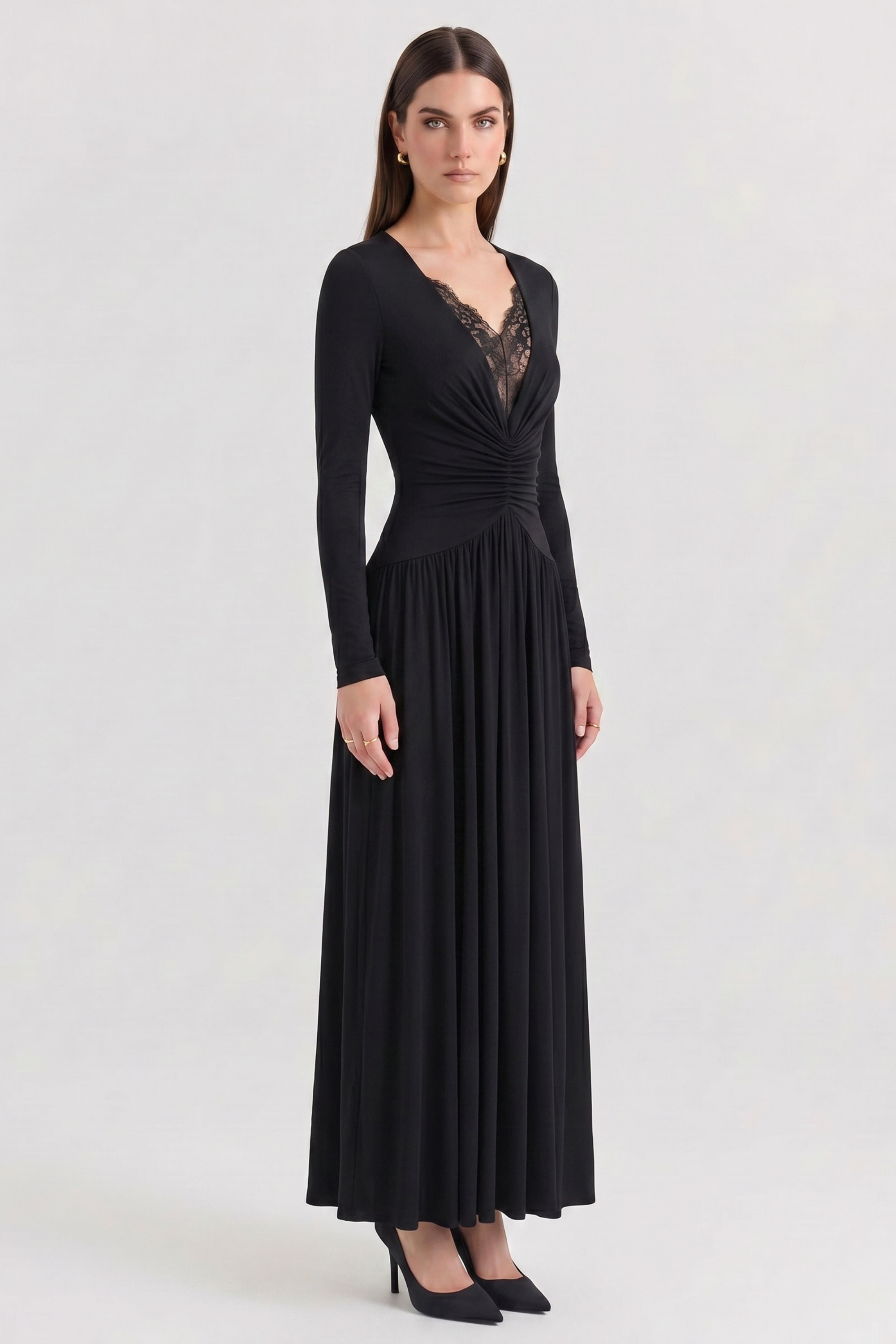 Talia langes Kleid
