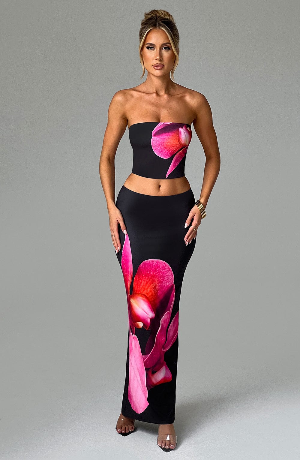 Allegra Maxi Skirt - Black Floral Print - Napalia