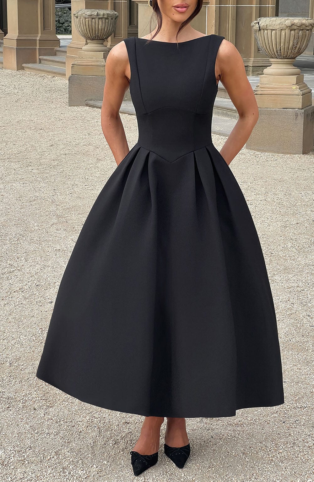 Clarabella Midi Dress - Black - Napalia