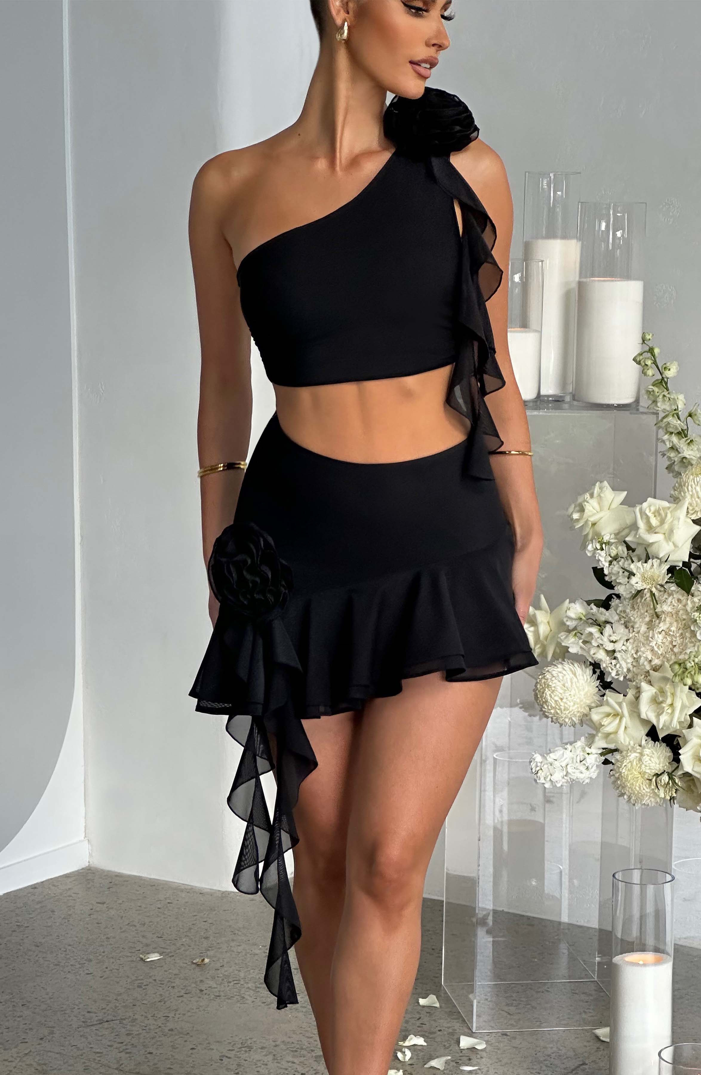 Daina Mini Skirt - Black - Napalia