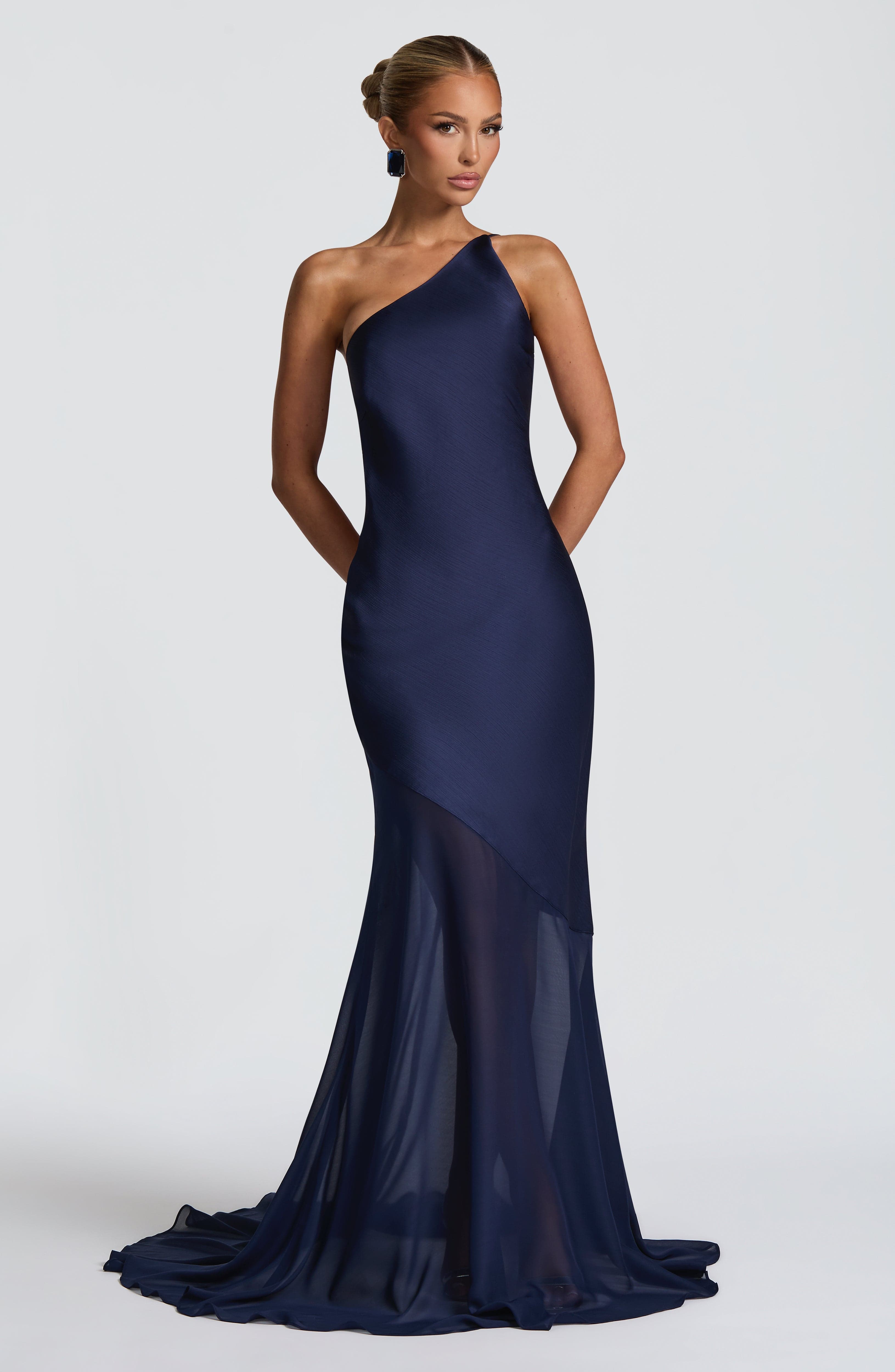 Fable Gown - Navy - Napalia