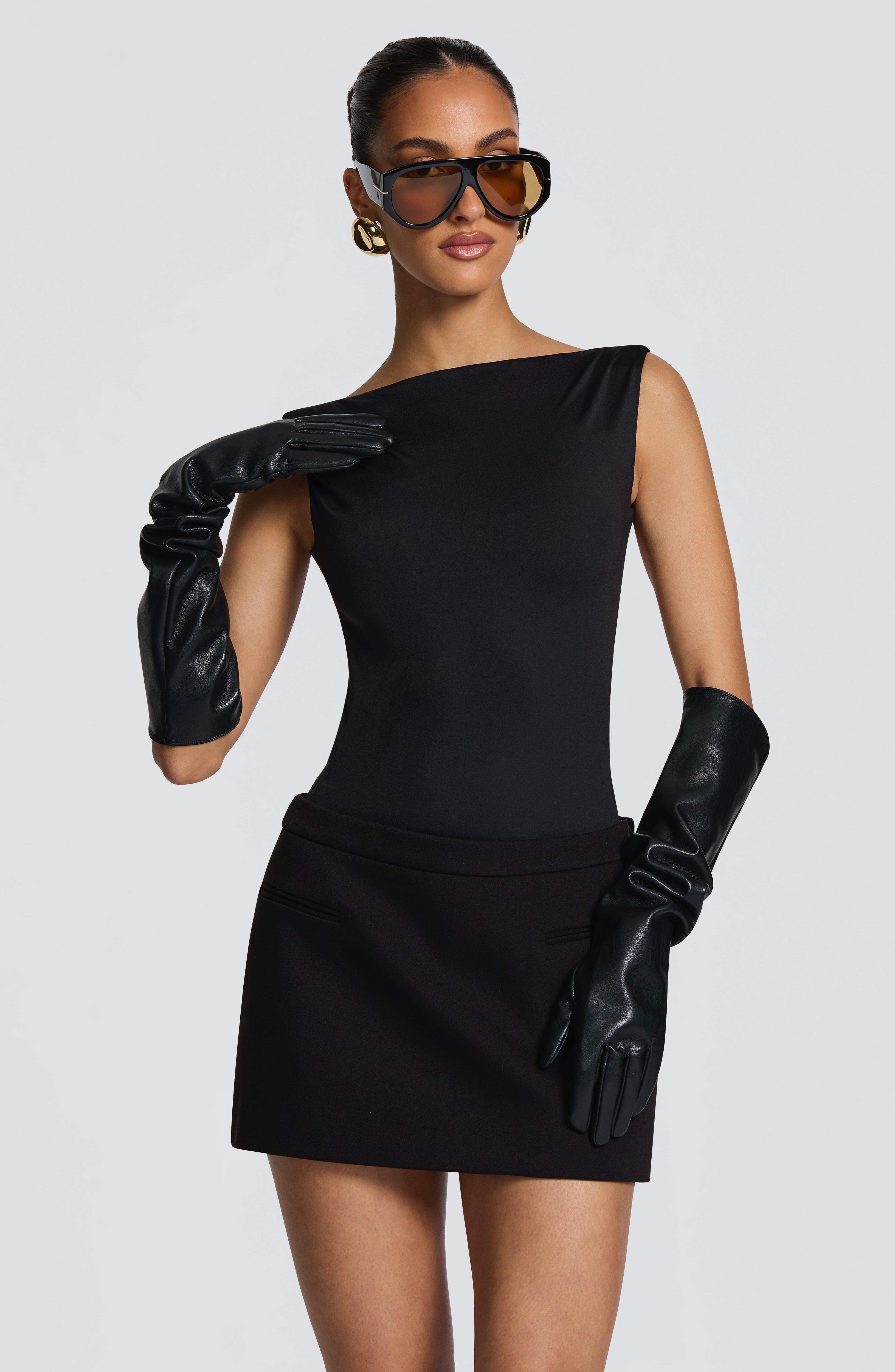 Frankie Gloves - Black - Napalia
