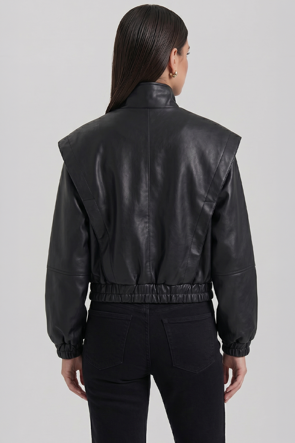 Elara Jacke