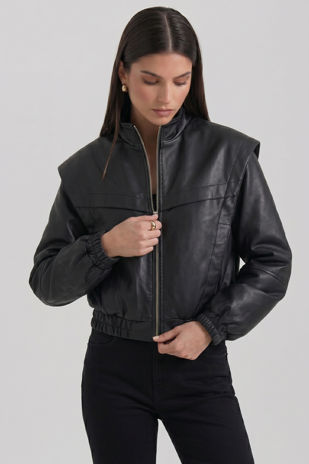 Elara Jacke