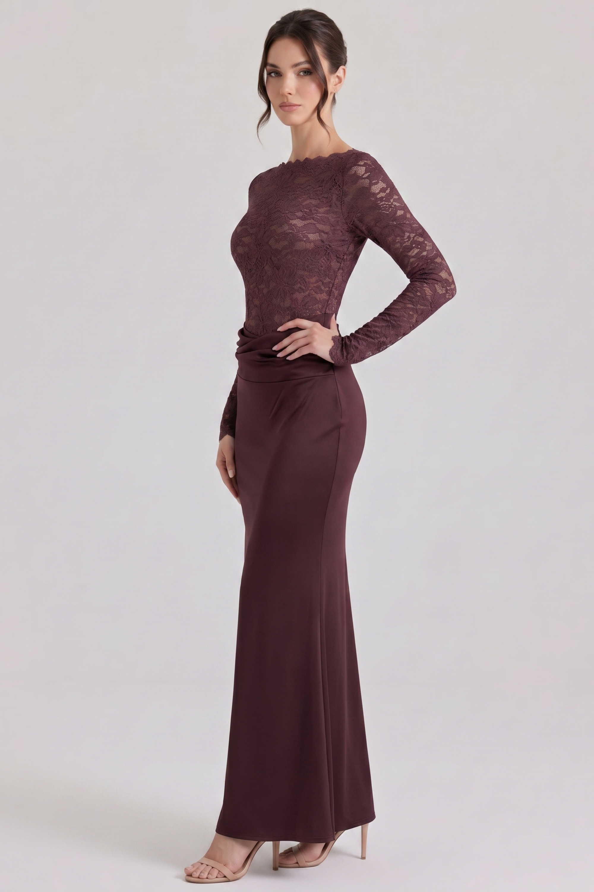 Lana langes Kleid