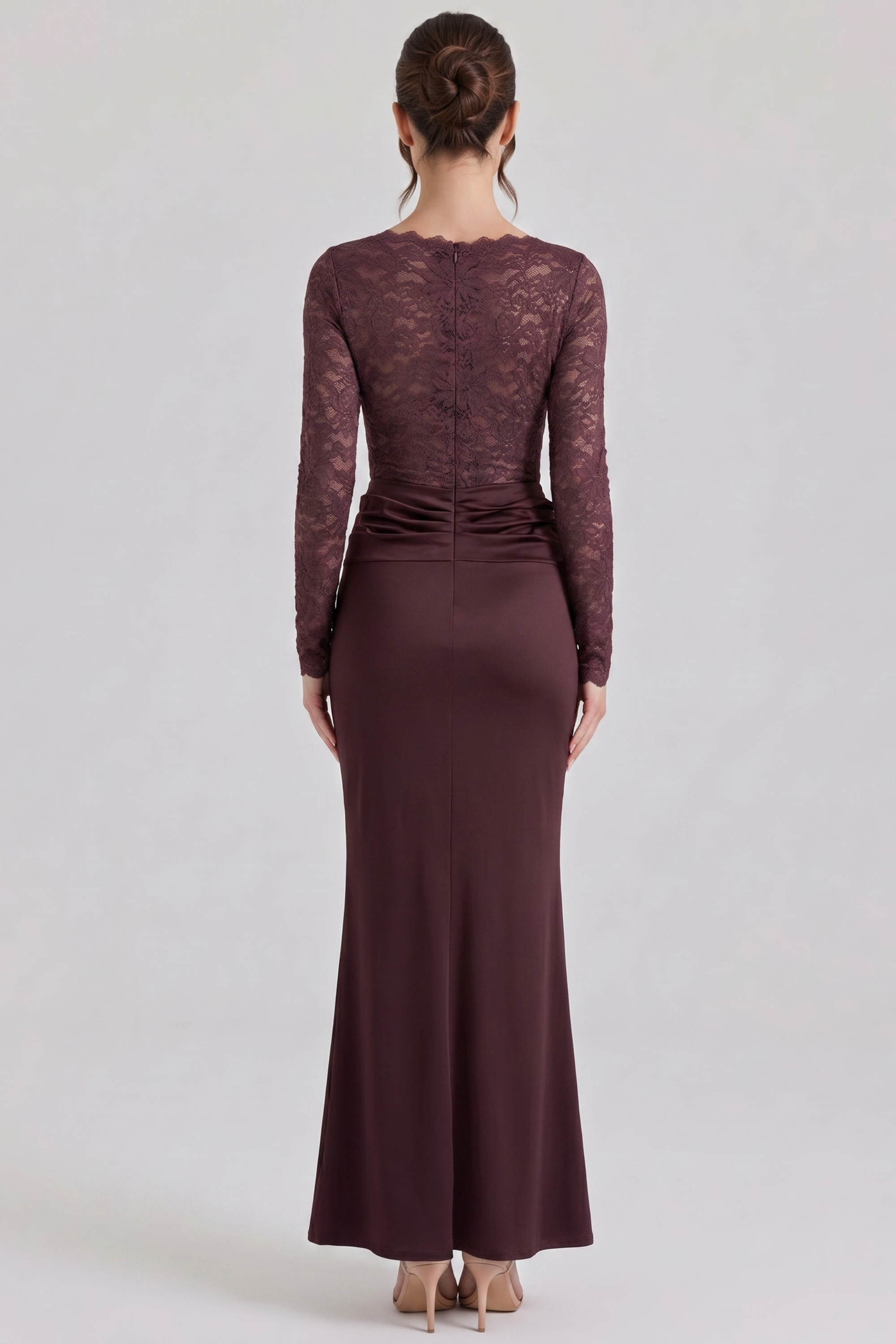 Lana langes Kleid