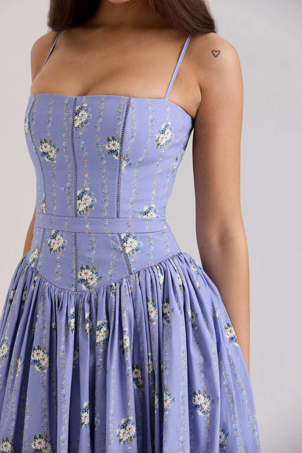 Magnolia & Stella Bustier-Kleid – Kaufe 1, erhalte 1 gratis
