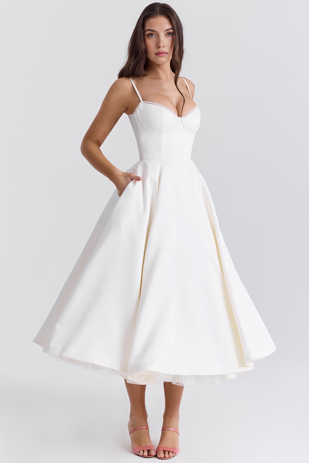 Cloe Midi-Kleid – Doppellagig